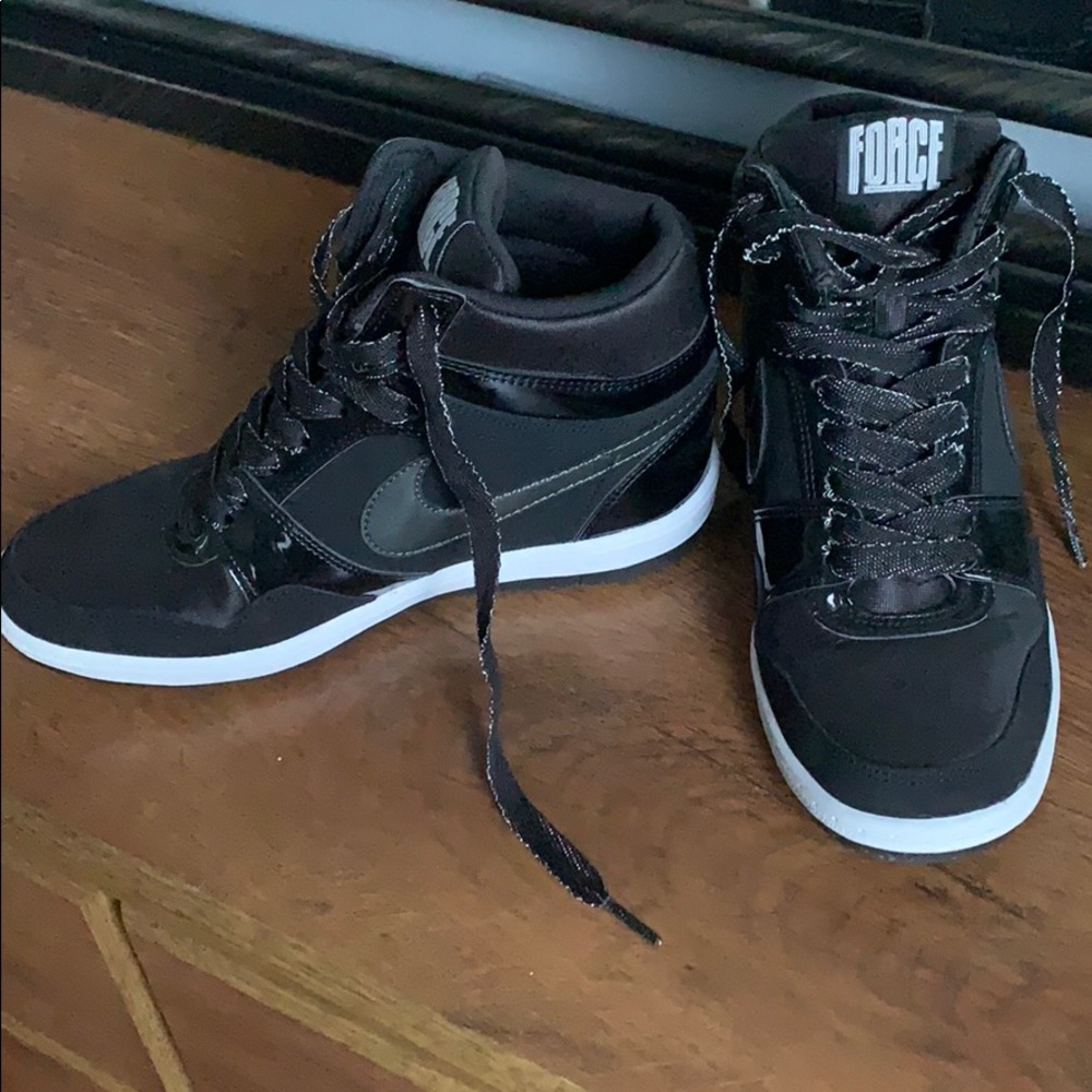 Nike high tops
